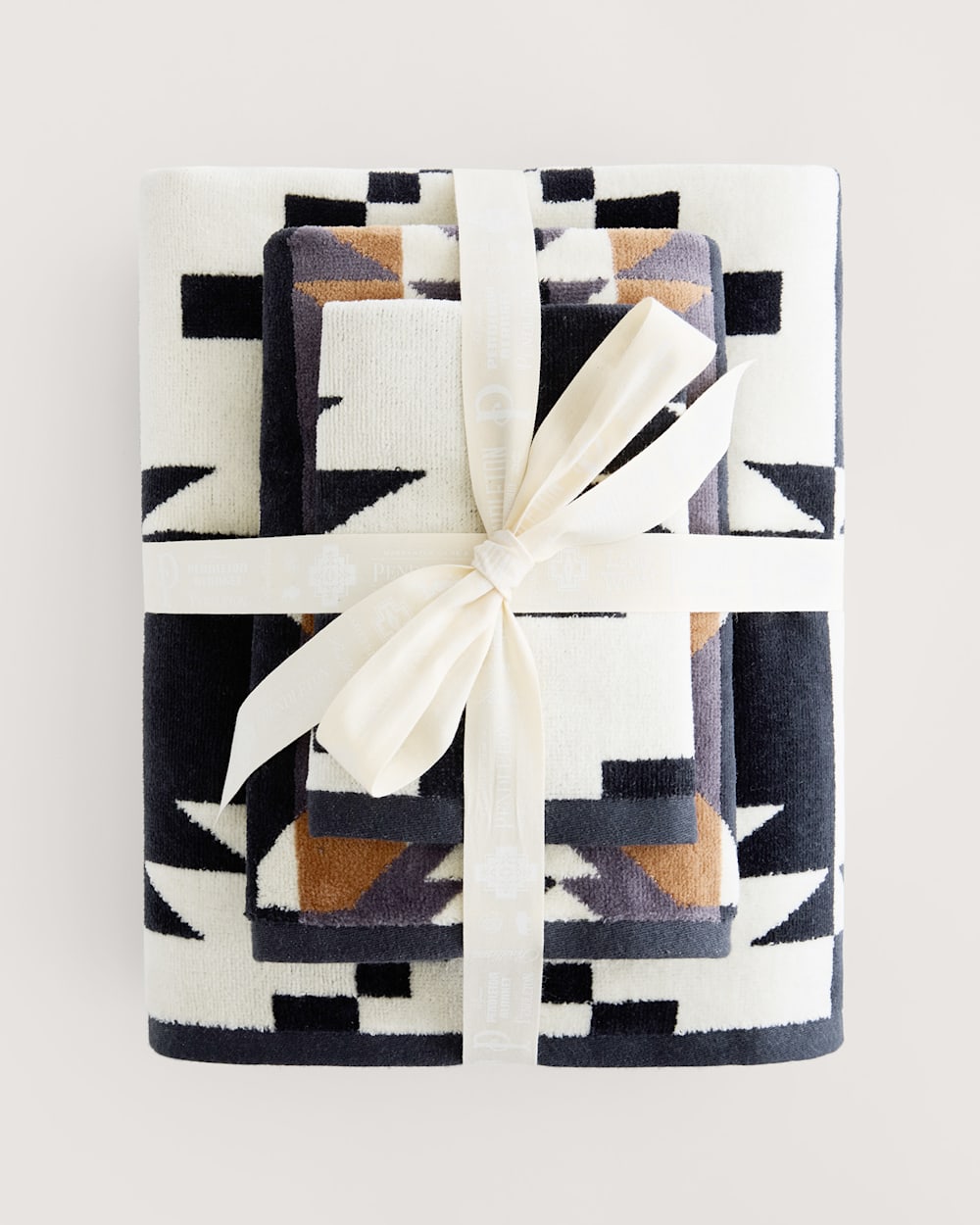 Shop Spider Rock Towels: Luxurious Comfort - Pendleton Signature