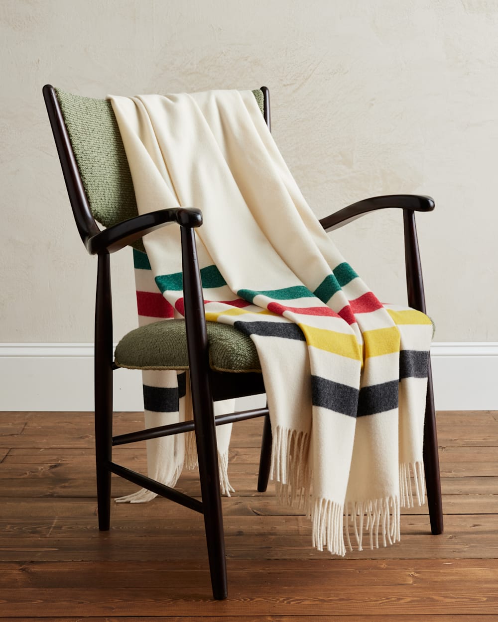 5th Avenue Glacier Park Merino Throw - Pendleton Signature