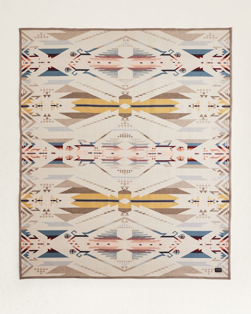 White Sands Blanket in Pure Virgin Wool - Pendleton Quality