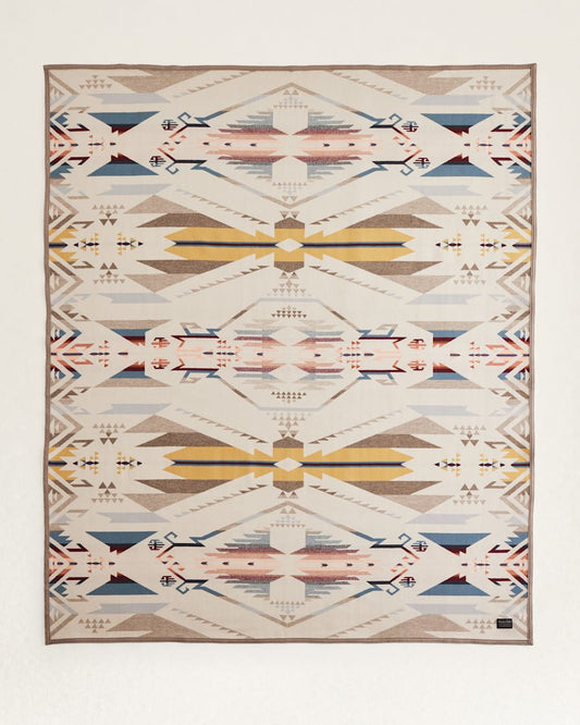 White Sands Blanket in Pure Virgin Wool - Pendleton Quality