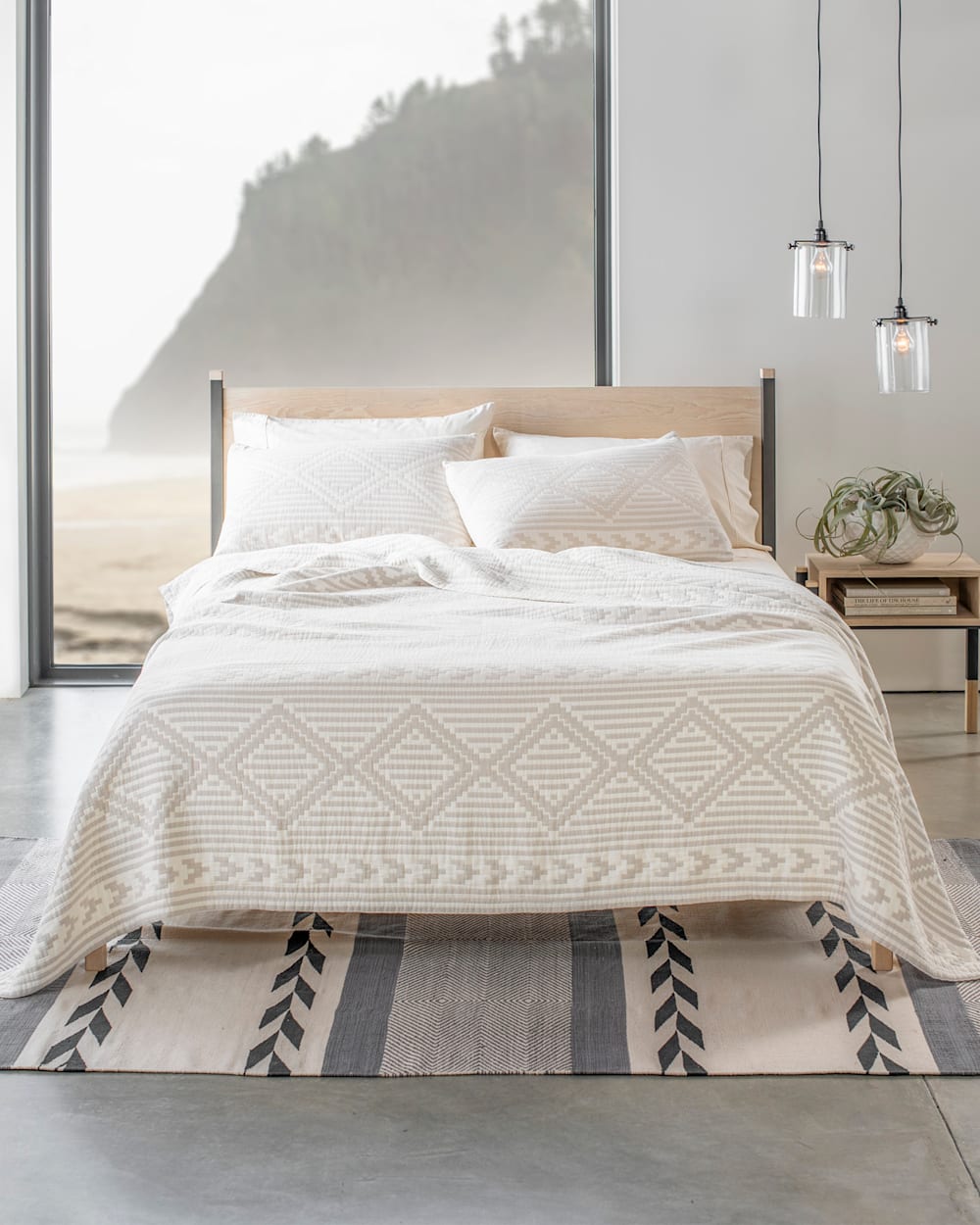 Ganado Cotton Matelasse Coverlet-Organic Cotton - Pendleton Premium