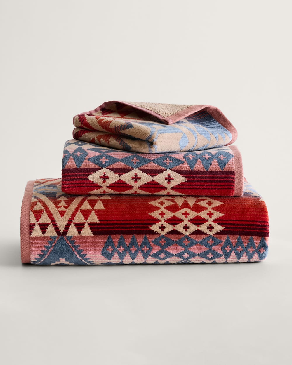 Shop Canyonlands Towels: Luxurious Comfort - Pendleton Quality