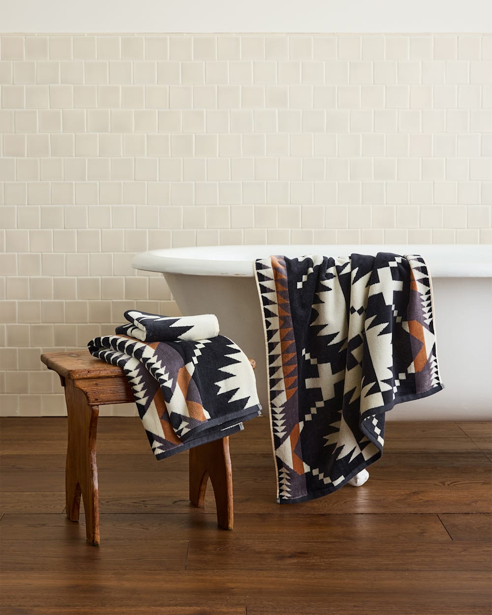 Shop Spider Rock Towels: Luxurious Comfort - Pendleton Signature