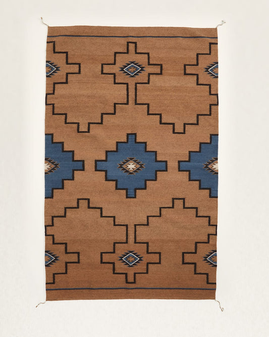 Soft & Luxurious Tierra Rug for Home Style - Pendleton Essential