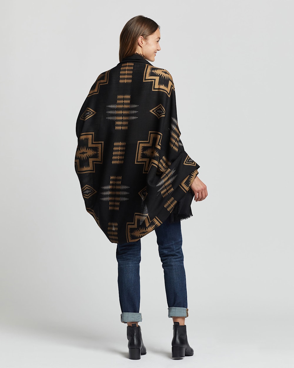 Shop Luxurious Harding Featherweight Wool Scarf - Pendleton Classic