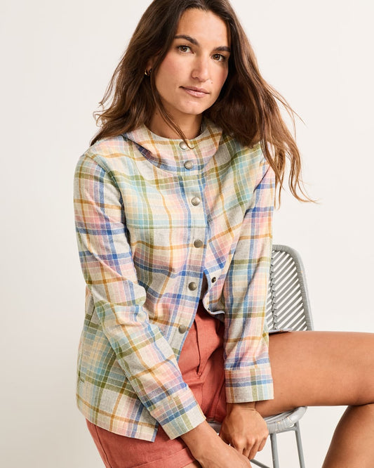 Shop Women's Plaid Trailside Wool Hoodie Snap-Front Jacket - Pendleton Great Value