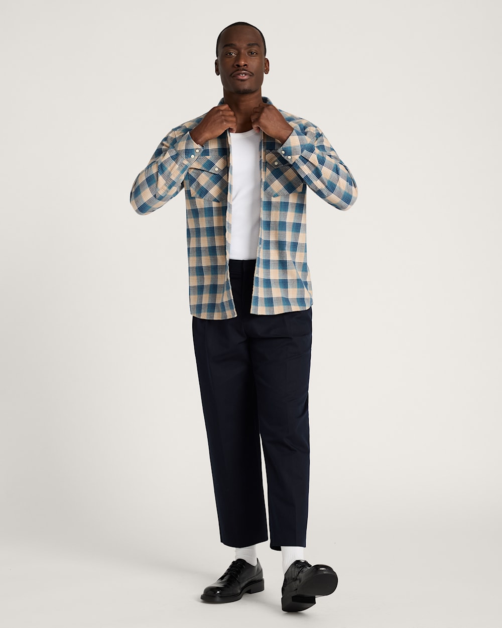 Shop Men's Plaid Wyatt Cotton Shirt in Shirts - Pendleton Essential