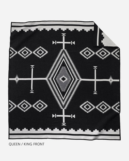 Shop the Los Ojos Blanket - Pendleton Signature