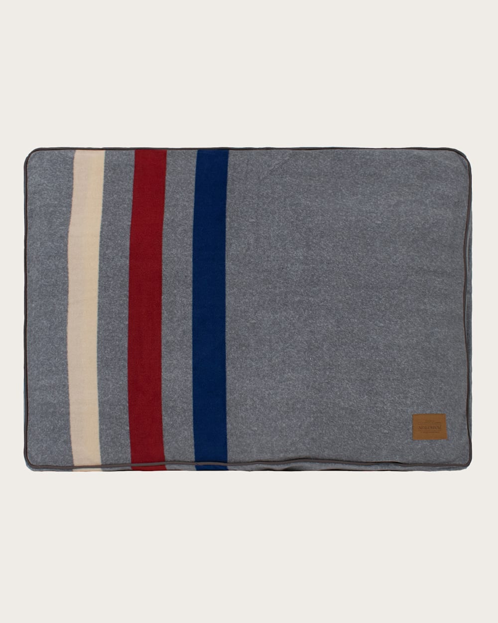 CABIN STRIPE PET BED - NAPPER - Pendleton Premium