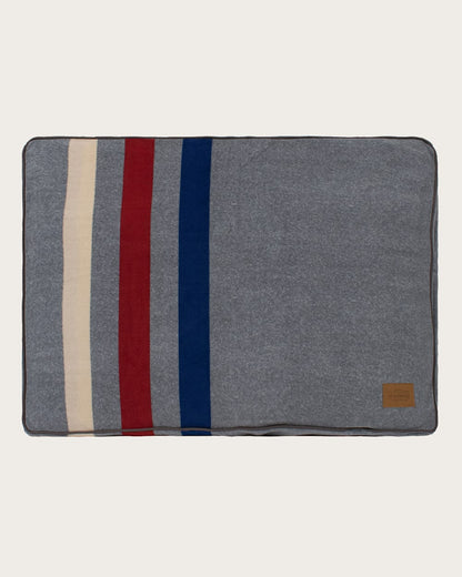CABIN STRIPE PET BED - NAPPER - Pendleton Premium