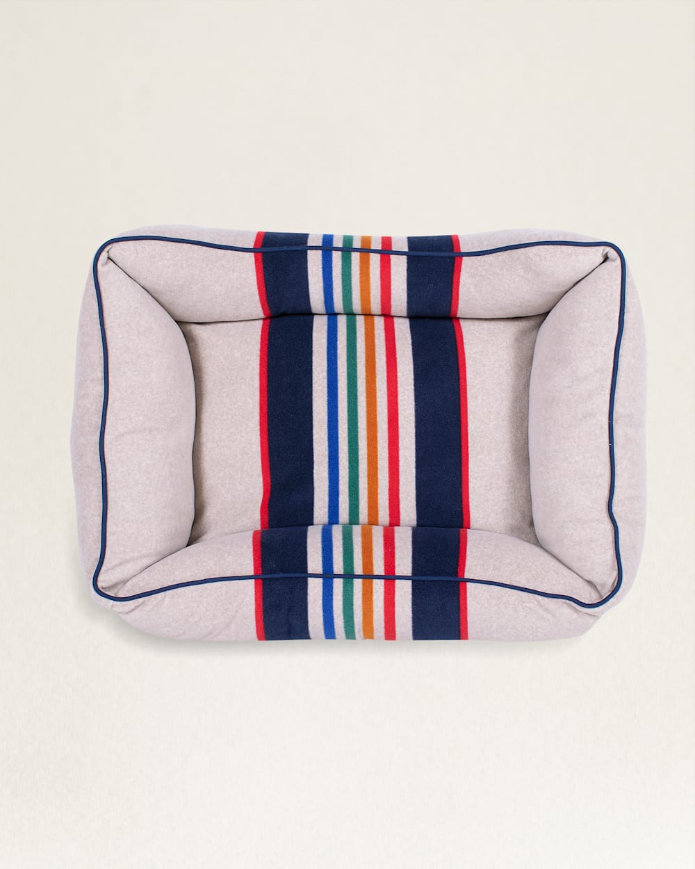 YELLOWSTONE NATIONAL PARK PET BED - KUDDLER - Pendleton Best Seller