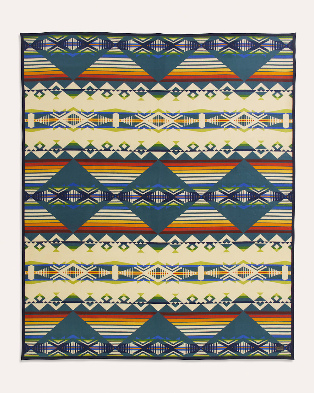 Creekside Virgin Wool Bed Blanket - Pendleton Classic
