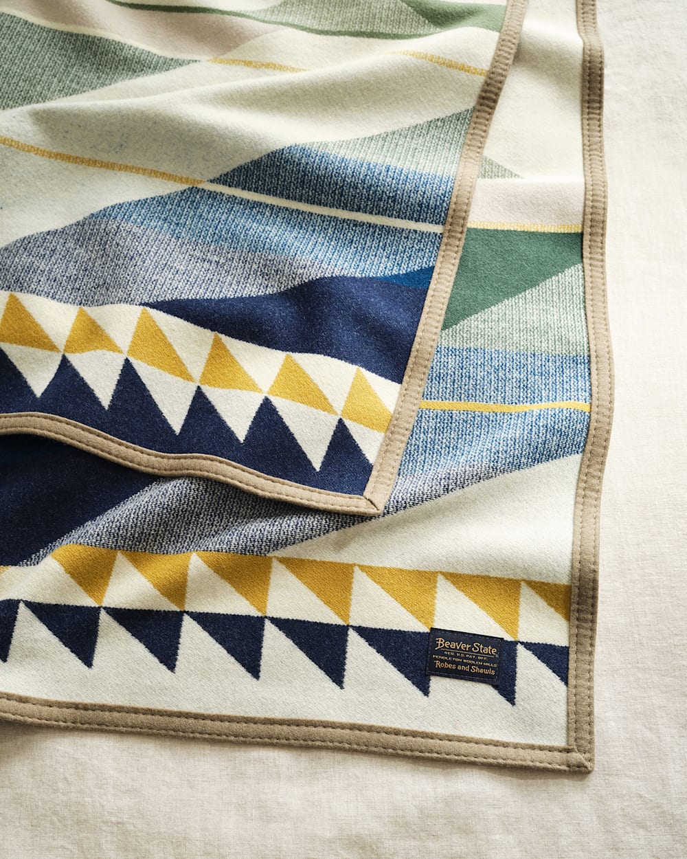 Fossil Springs Blanket - Pendleton Value